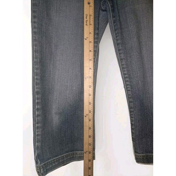 Levi's Denim Jeans Denizen Womens Size 4 Blue Capri Dark Wash Stretch Mid Rise - Picture 6 of 14